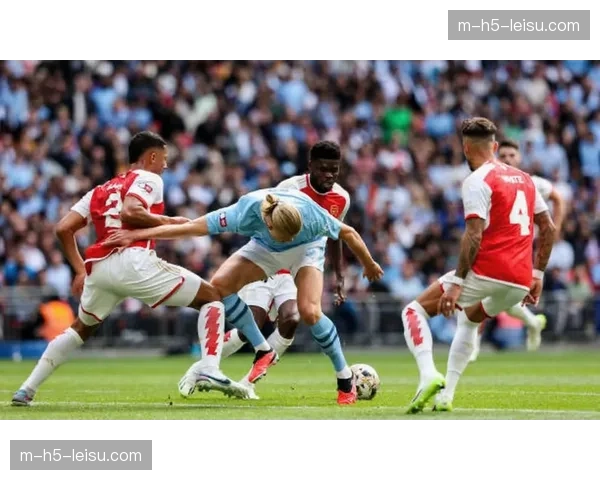 曼城近期豪取五连胜 哈兰德火力全开紧追榜首阿森纳